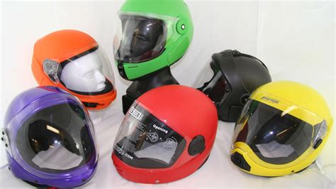 best skydiving helmets